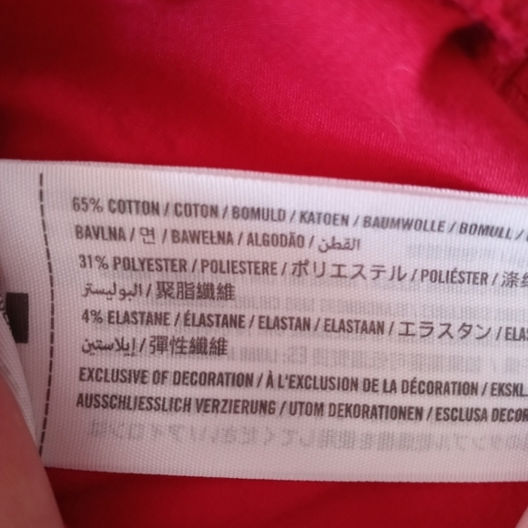 Hollister Red Crop Top. Size S - Picture 6 of 10